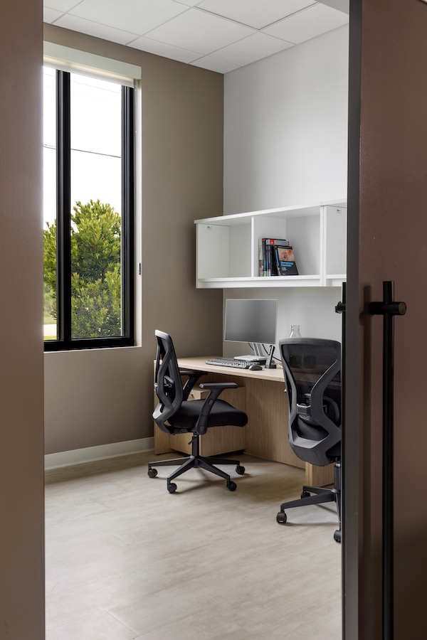 wasserman-ulitsky-dermatology-ofdc-healthcare-lobby-furniture-9