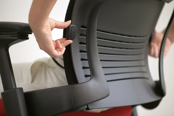 ofdc-steelcase-five-essential-features-every-ergonomic-office-chair-needs-2